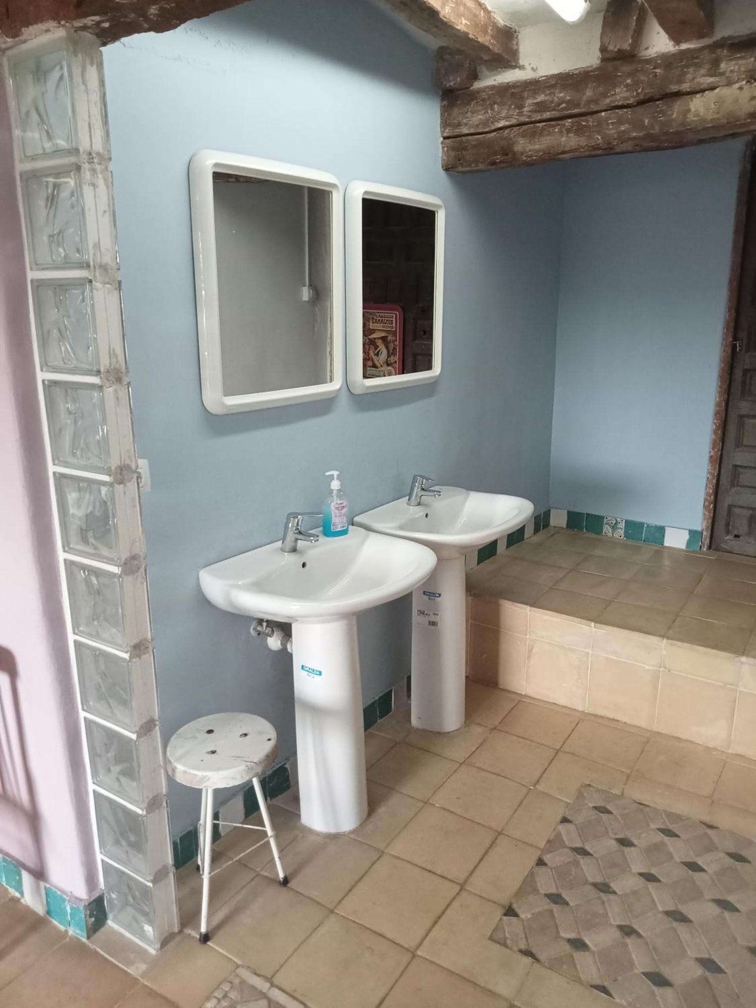 Albergue De Peregrinos Casa Nostra Castrojeriz Eksteriør bilde