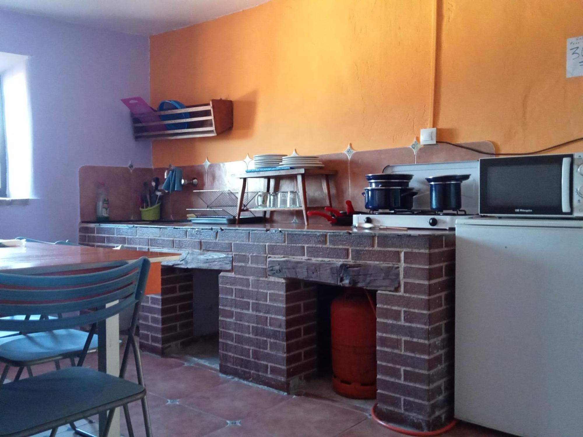 Albergue De Peregrinos Casa Nostra Castrojeriz Eksteriør bilde