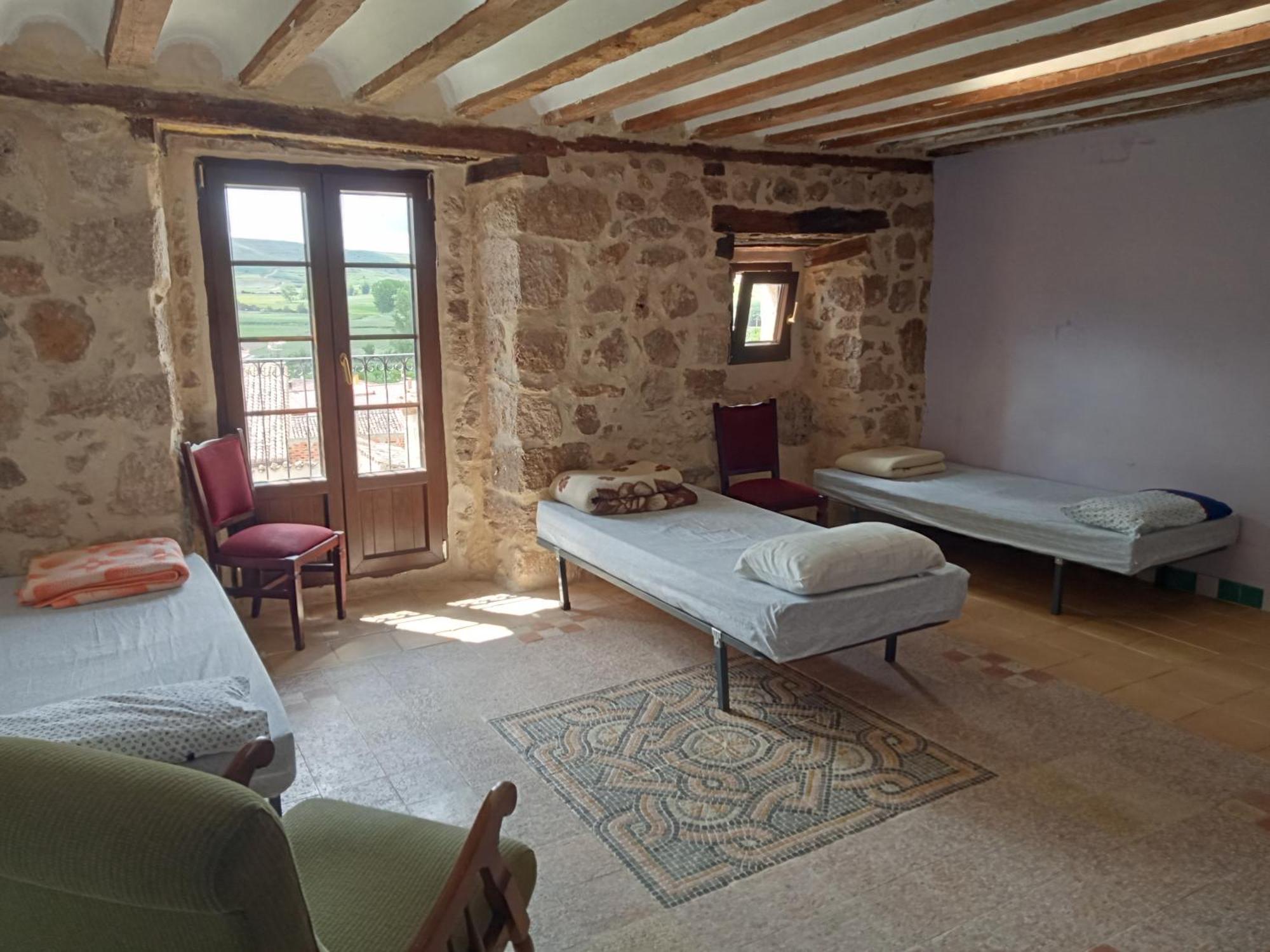 Albergue De Peregrinos Casa Nostra Castrojeriz Eksteriør bilde