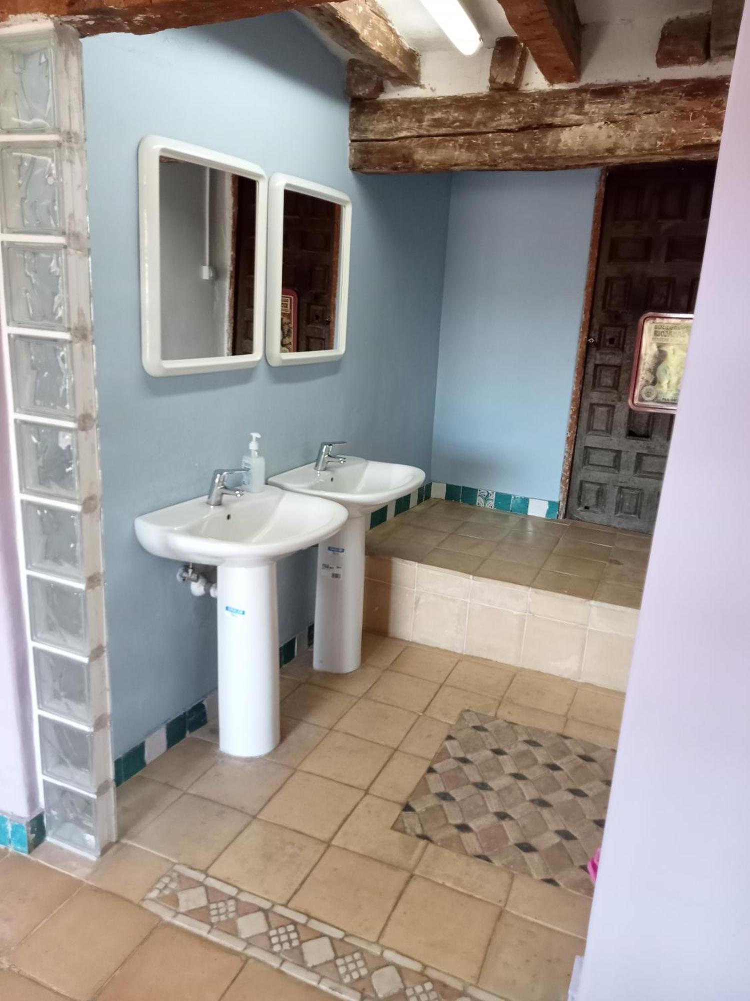 Albergue De Peregrinos Casa Nostra Castrojeriz Eksteriør bilde