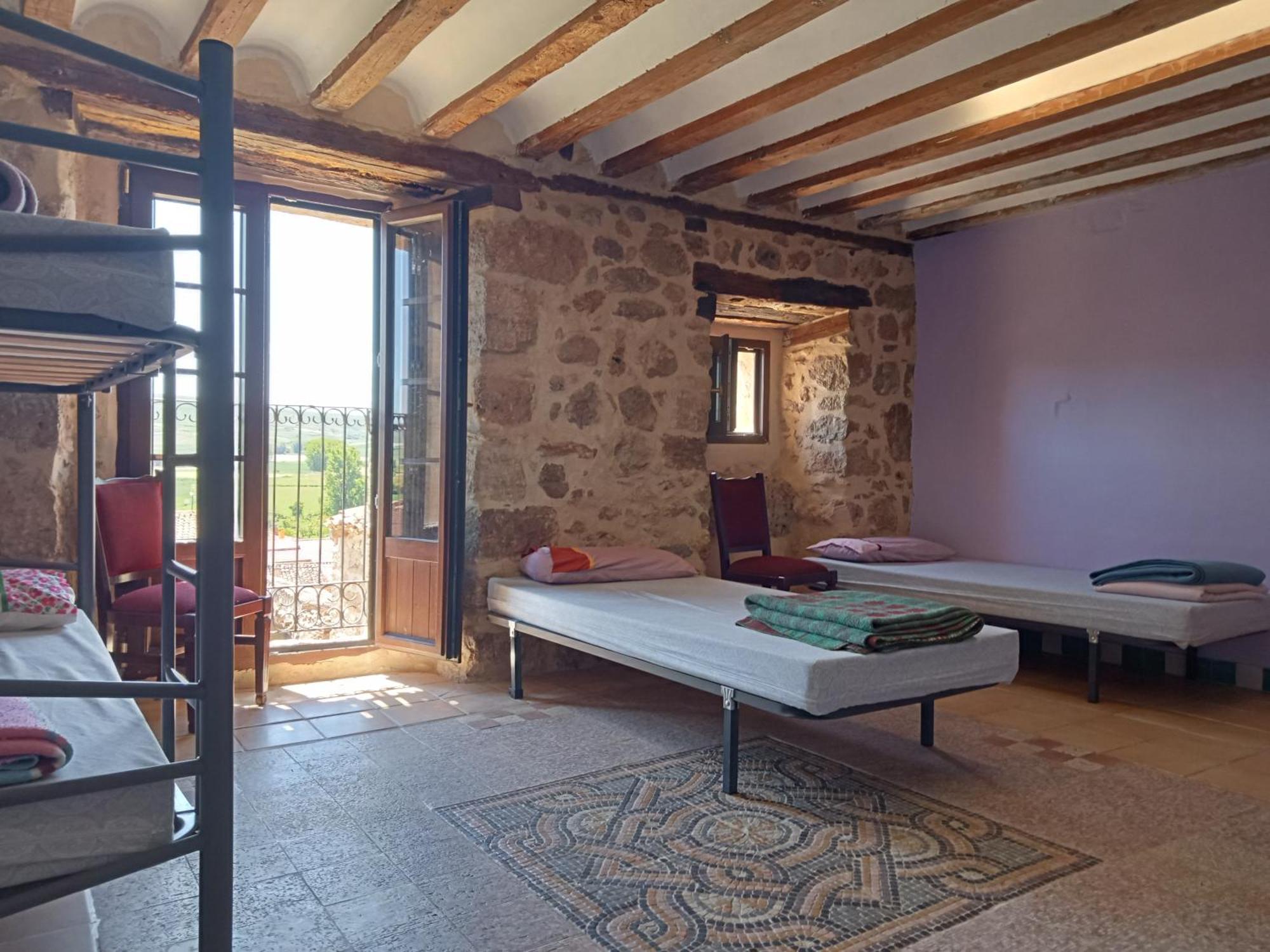 Albergue De Peregrinos Casa Nostra Castrojeriz Eksteriør bilde